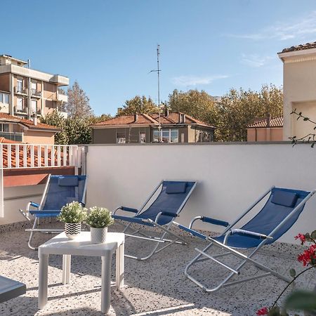 Zuara9Room Rimini Bagian luar foto