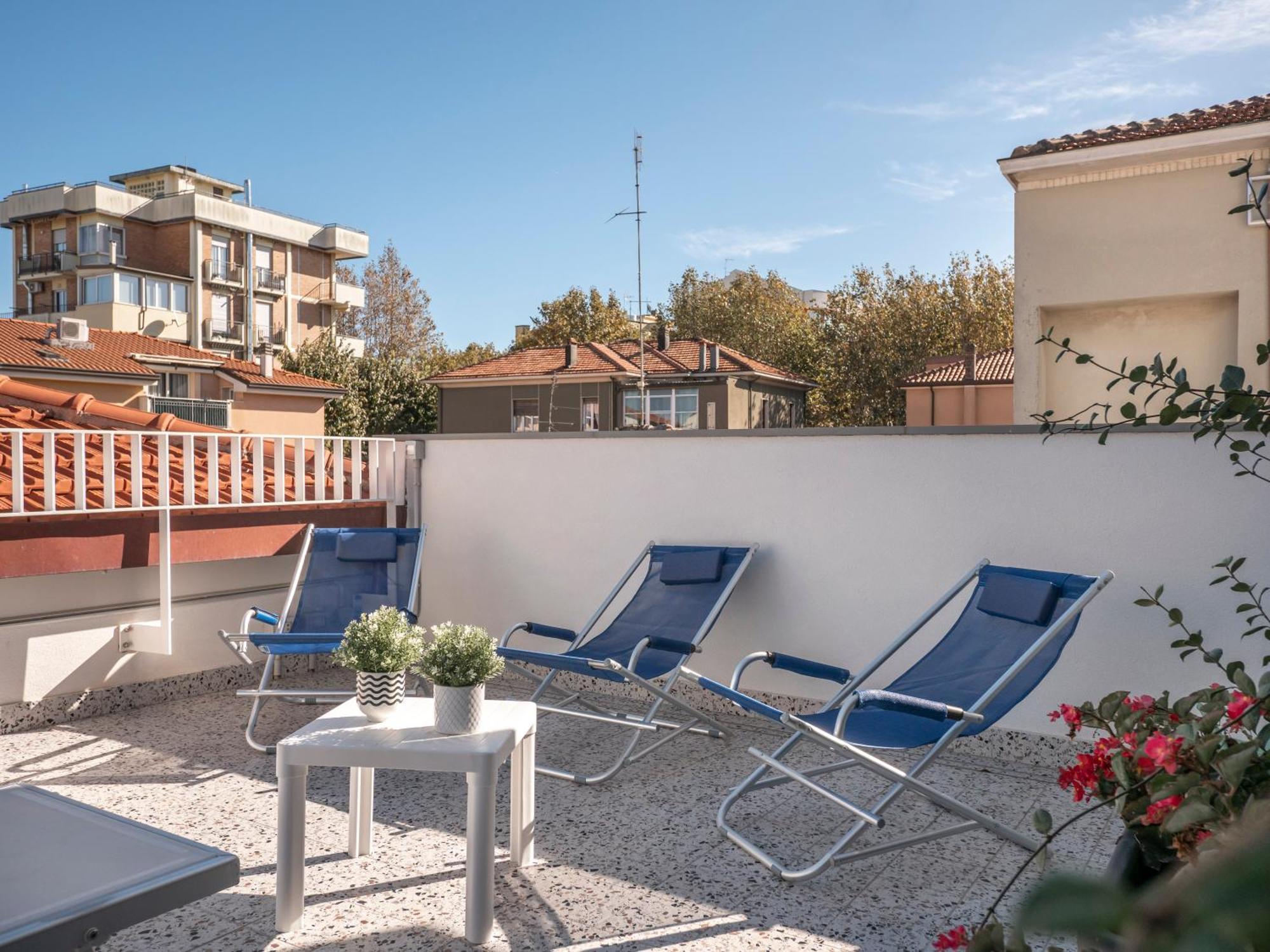 Zuara9Room Rimini Bagian luar foto
