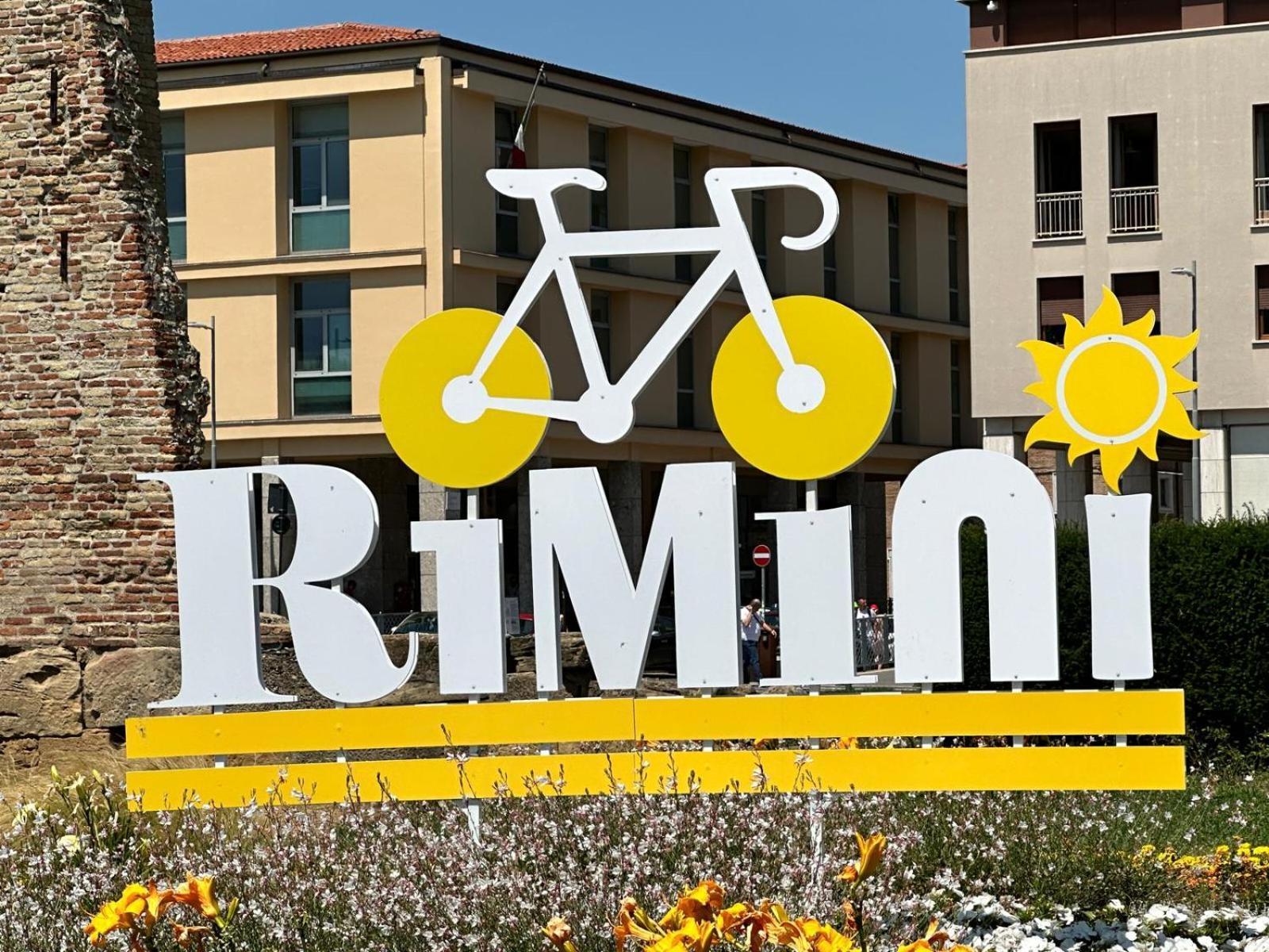 Zuara9Room Rimini Bagian luar foto
